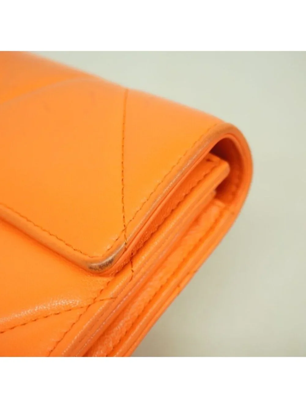 Chanel Wallet Chanel 19 Lambskin Orange Gold